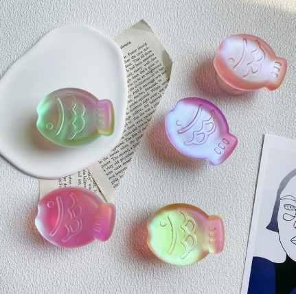 Mobile phone airbag bracket Korean ins niche three-dimensional laser fish cute colorful laser retractable ring buckle
